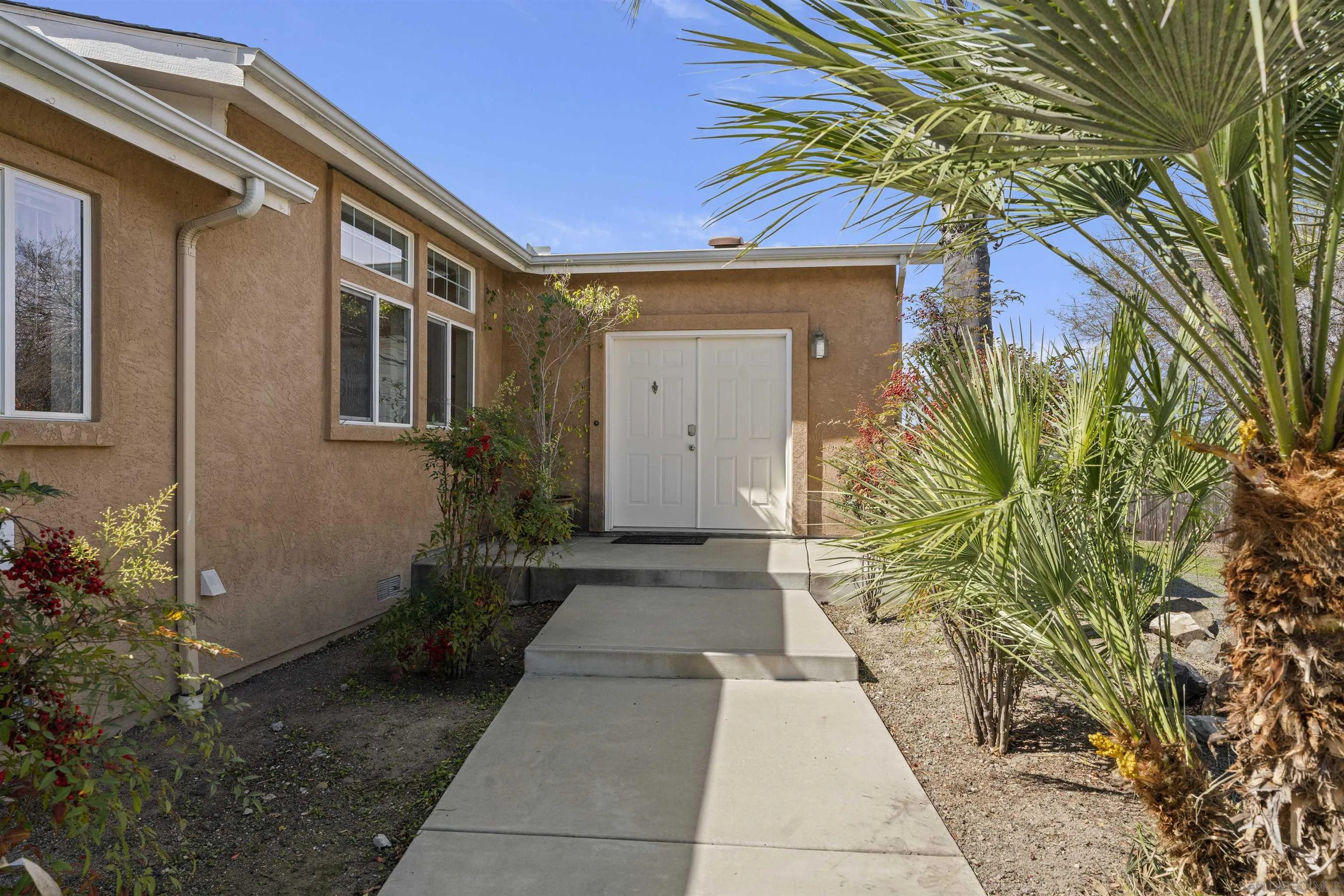 10106 Sierra Madre Road Spring Valley, CA 91977 - Photo 5 of 35 Gallery Image 5