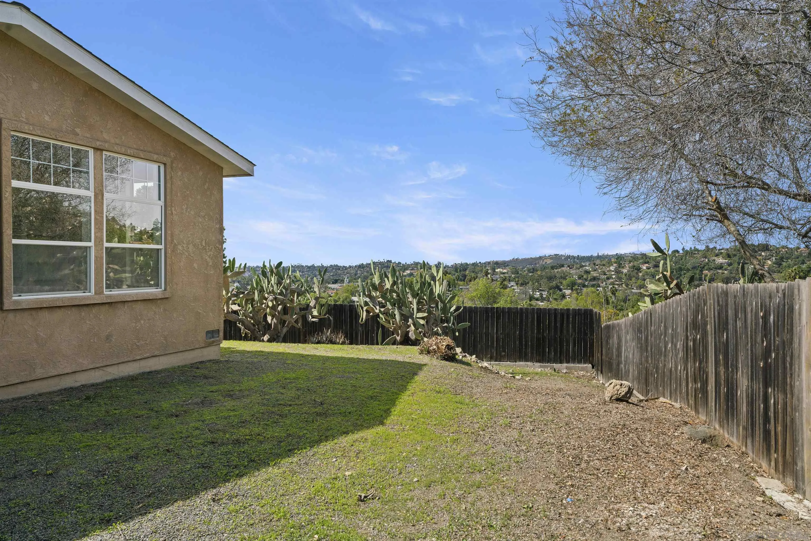 10106 Sierra Madre Road Spring Valley, CA 91977 - Photo 7 of 35 Gallery Image 7