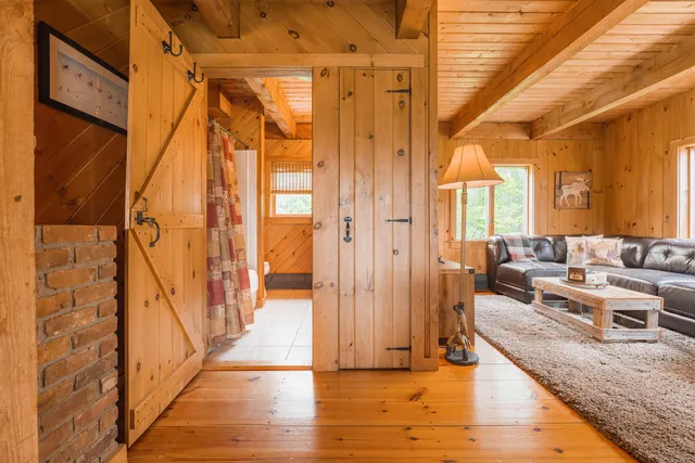 $1,200,000 | 339 Coldbrook Road, Wilmington, VT 05363