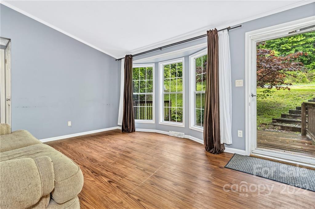 11 Vehorn Road Fairview, NC 28730 - Photo 14 of 34 Gallery Image 14