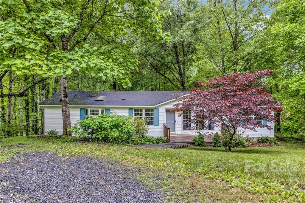 11 Vehorn Road Fairview, NC 28730 - Photo 2 of 34 Gallery Image 2