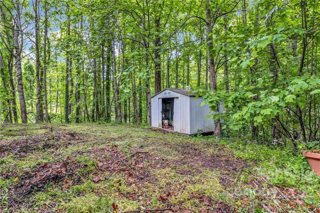 11 Vehorn Road Fairview, NC 28730 - Photo 28 of 34 Gallery Image 28