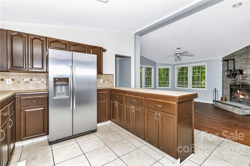 11 Vehorn Road Fairview, NC 28730 - Photo 6 of 34 Gallery Image 6