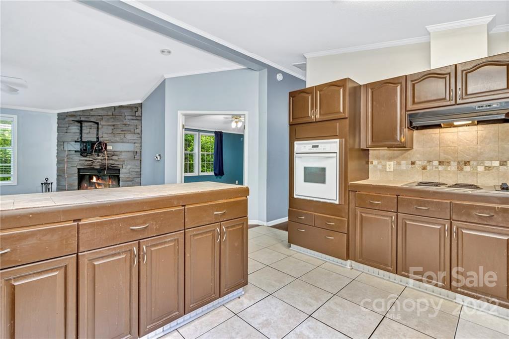 11 Vehorn Road Fairview, NC 28730 - Photo 7 of 34 Gallery Image 7