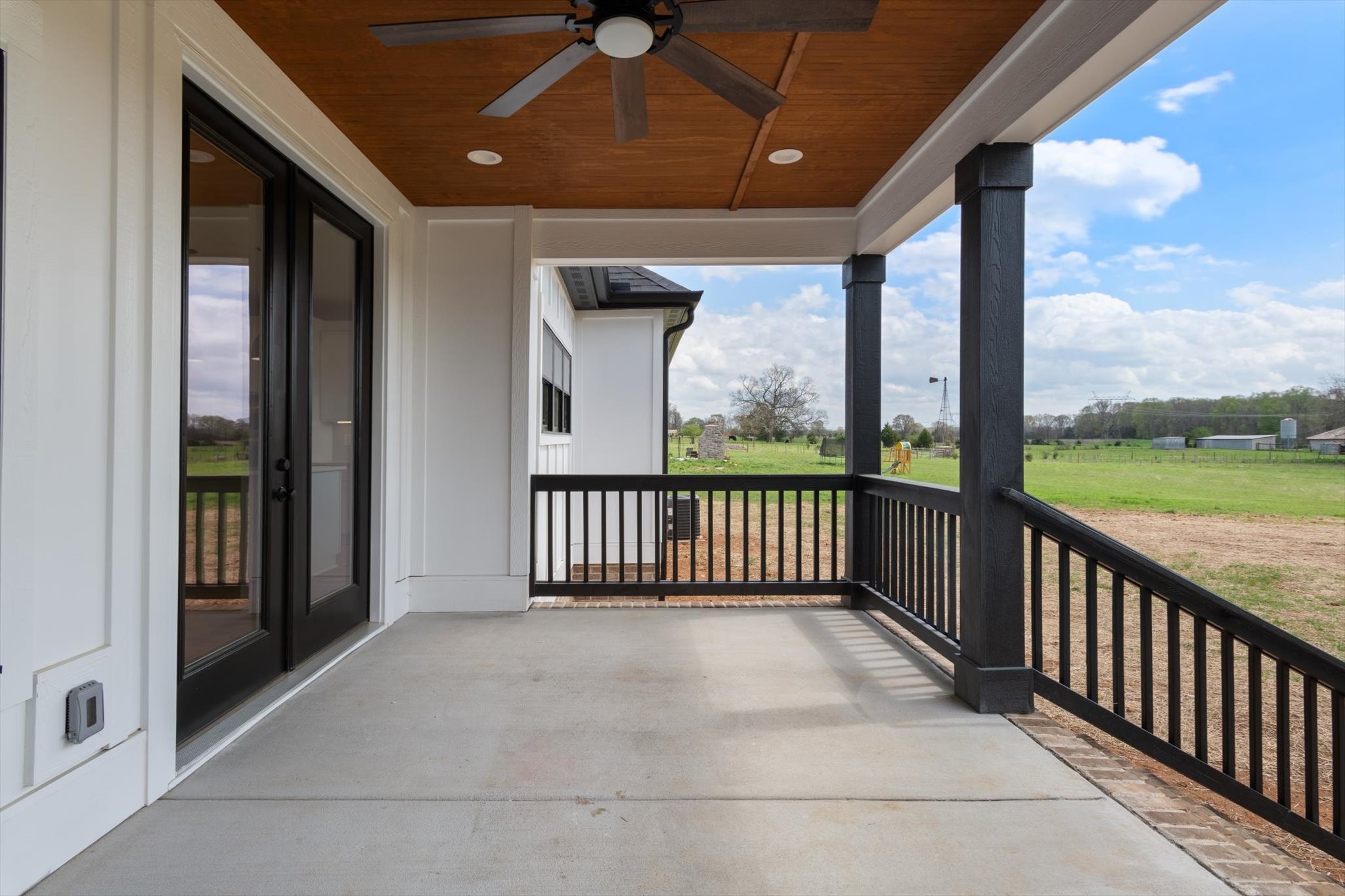 313 Burns Road Shelbyville, TN 37160 - Photo 24 of 39 Gallery Image 24