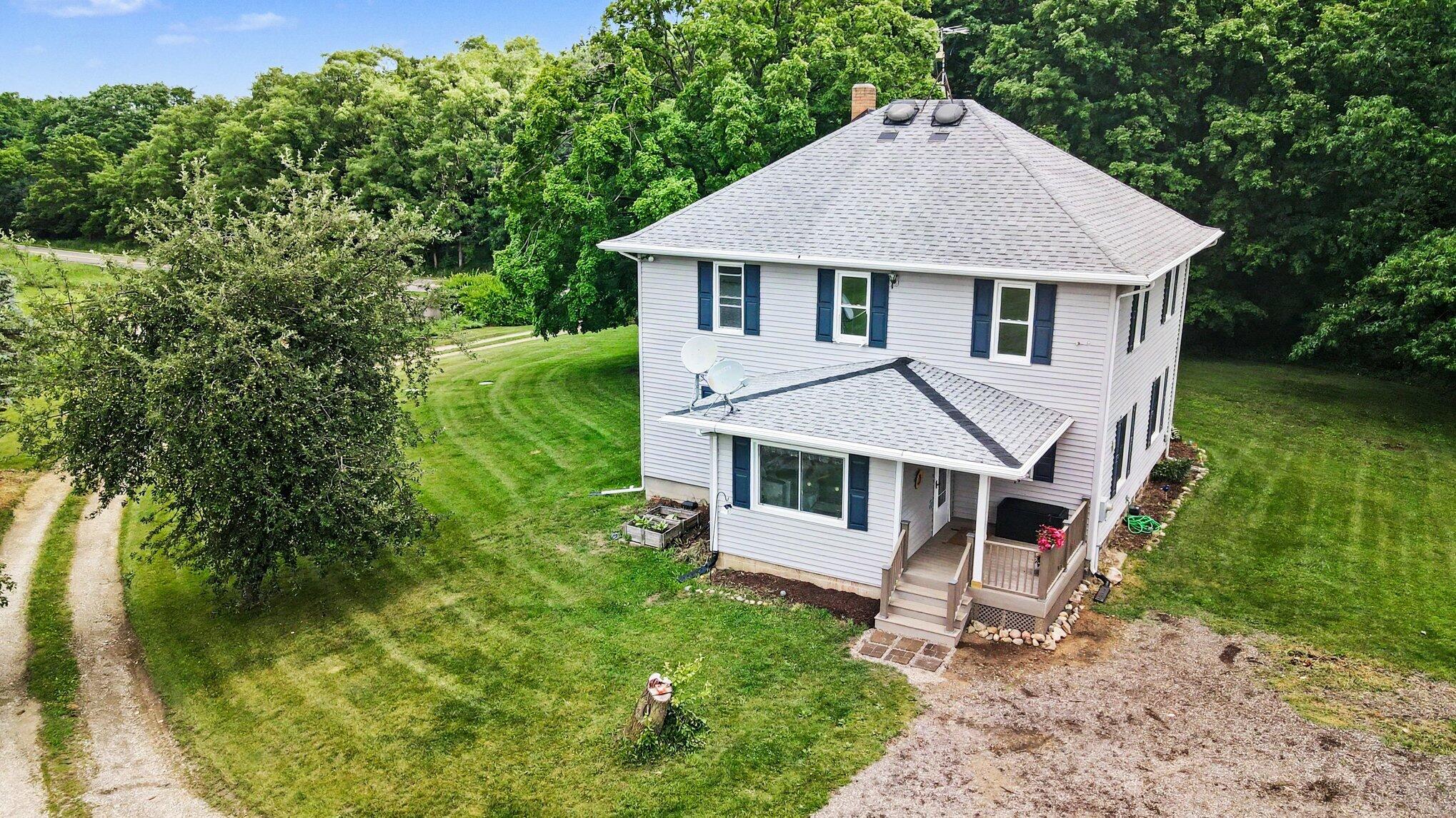 2188 Sylvan Road Chelsea, MI 48118 - Photo 22 of 25 022_file_7513