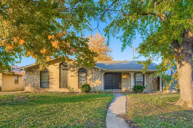 $325,000 | 1917 Aspen Lane, Garland, TX 75044