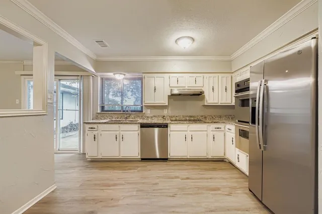 $325,000 | 1917 Aspen Lane, Garland, TX 75044