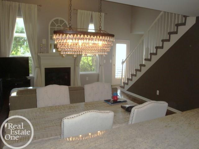 45640 Rathmore Drive Macomb, MI 48044 - Photo 6 of 27 50110269-5.JPG