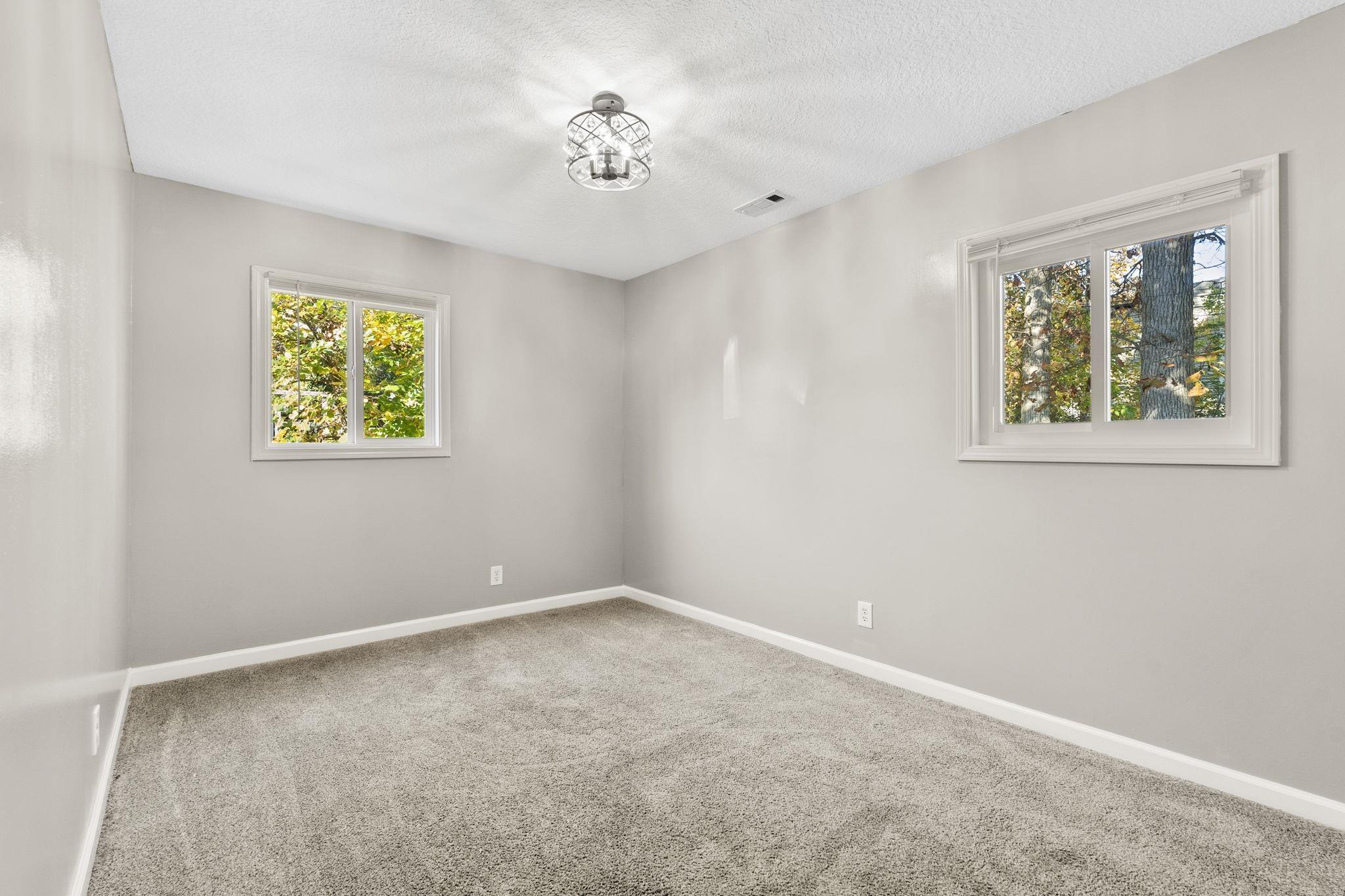 925 Tulip Tree Road Fort Wayne, IN 46825 - Photo 22 of 31 Gallery Image 22