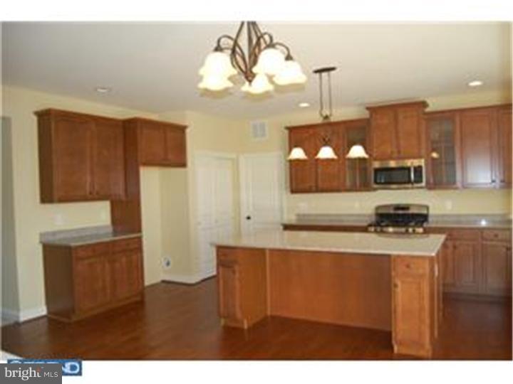 858 Cymbeline Court Mickleton, NJ 08056 - Photo 5 of 11 Kitchen