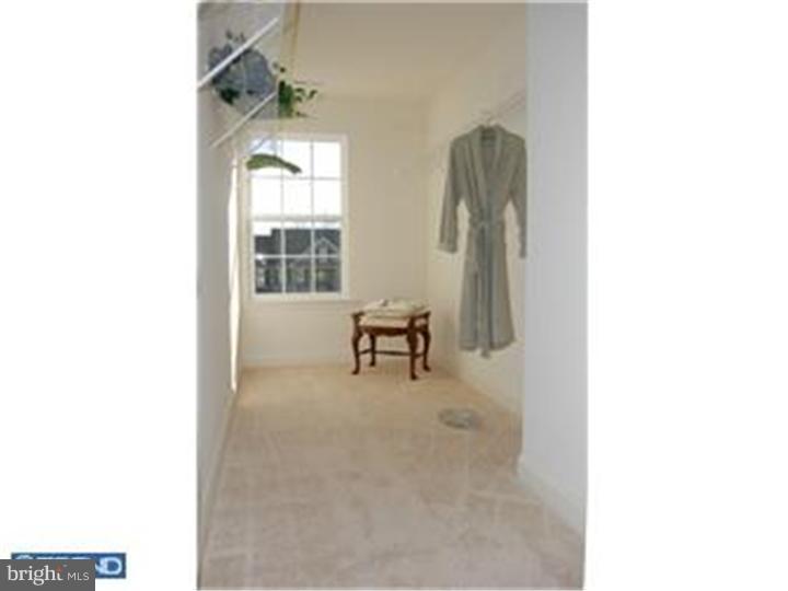 858 Cymbeline Court Mickleton, NJ 08056 - Photo 8 of 11 Closet
