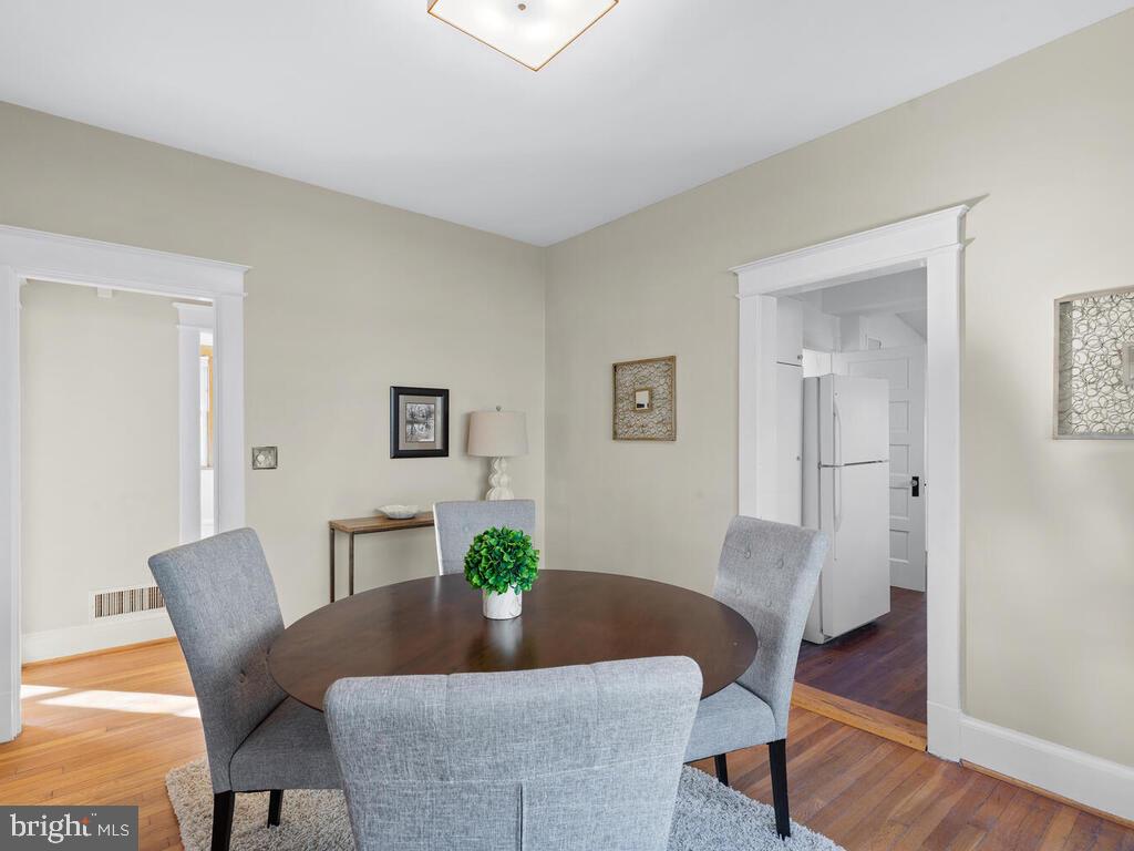 2011 Luzerne Avenue Silver Spring, MD 20910 - Photo 12 of 51