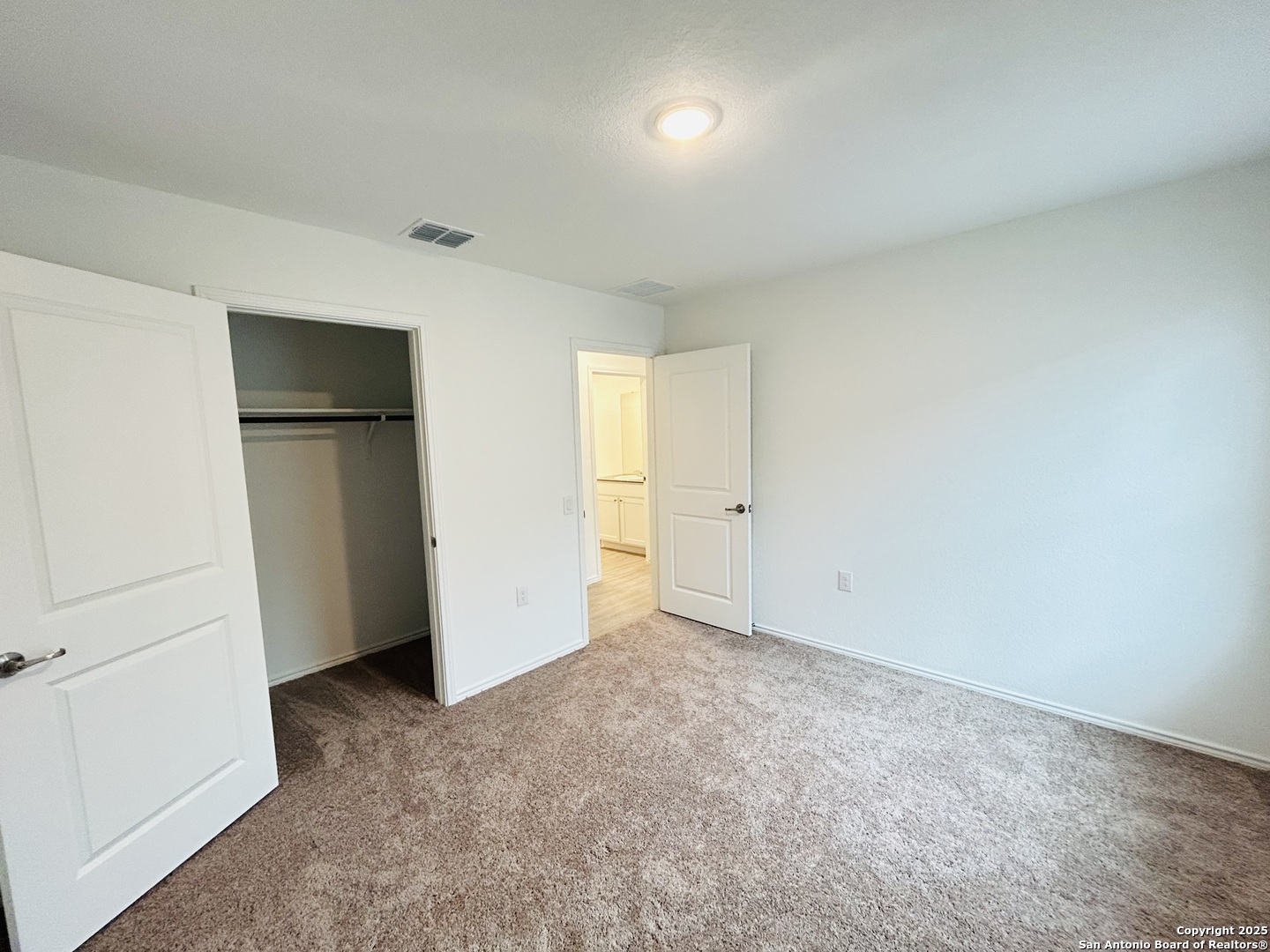 1435 Riojas Road San Antonio, TX 78224 - Photo 13 of 14
