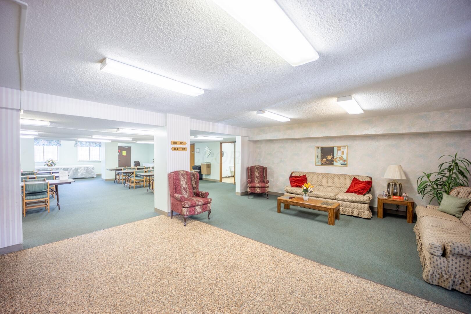 4143 Karl Road, Unit 114 Columbus, OH 43224 - Photo 29 of 38 _CP_4583-HDR (Large)