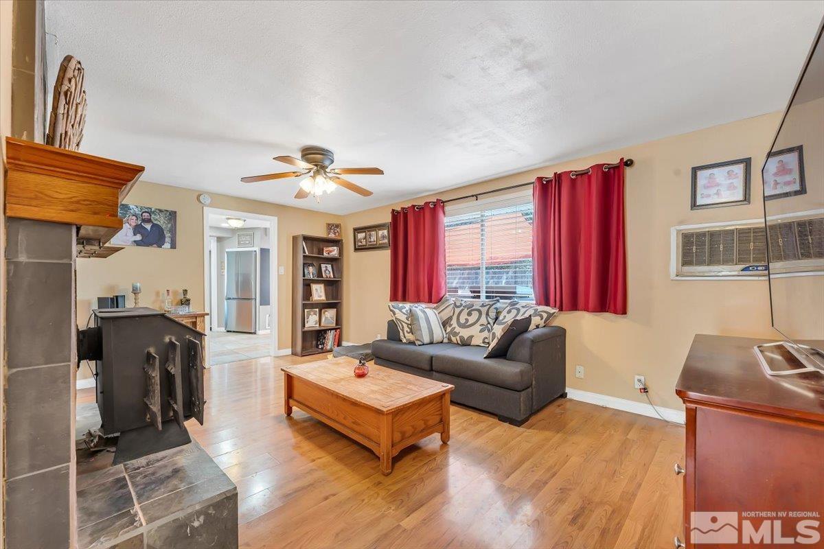 305 Coretta Way Reno, NV 89506 - Photo 15 of 38 Photo 15