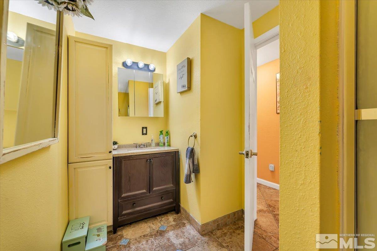 305 Coretta Way Reno, NV 89506 - Photo 20 of 38 Photo 20