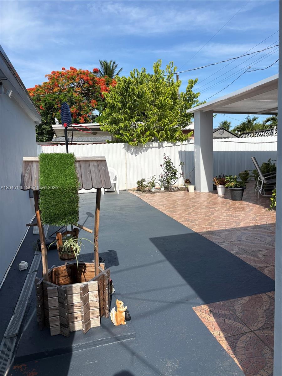 734 East 39th Street Hialeah, FL 33013 - Photo 41 of 55