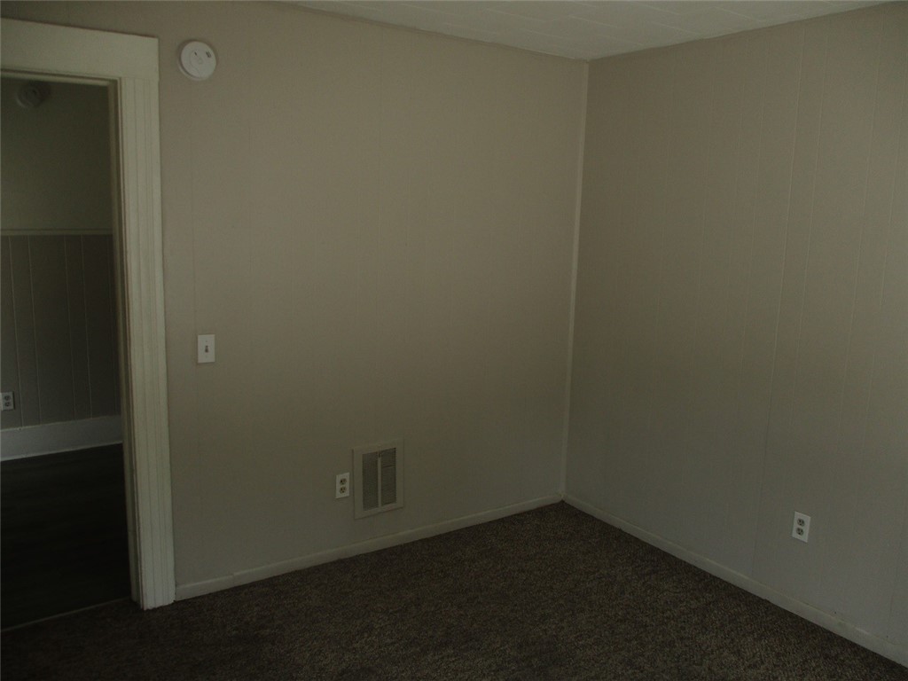 1005 Portland Avenue Rochester, NY 14621 - Photo 17 of 26