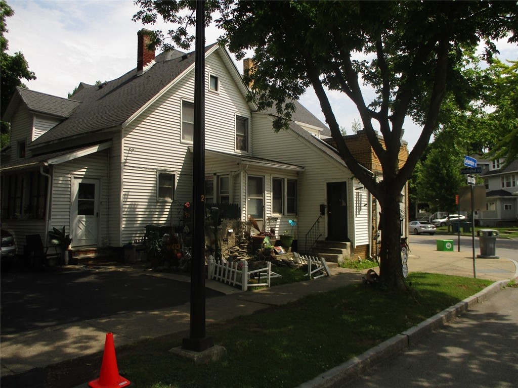 1005 Portland Avenue Rochester, NY 14621 - Photo 5 of 26