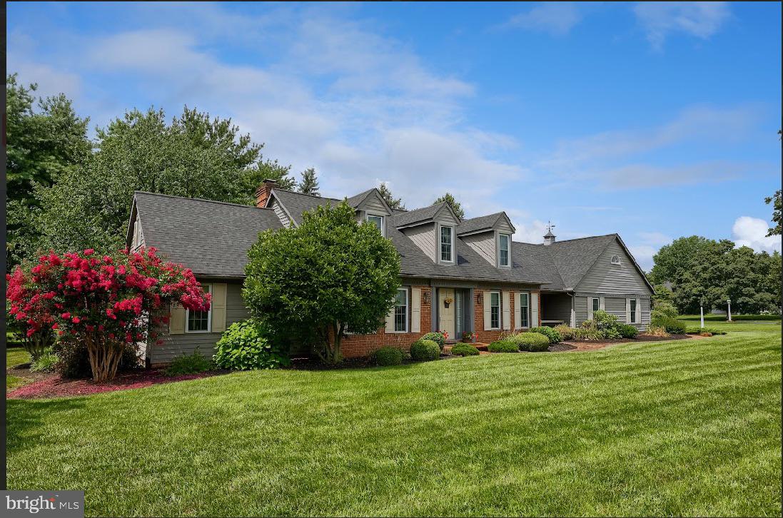 100 Olde Field Drive Lititz, PA 17543 - Photo 1 of 63
