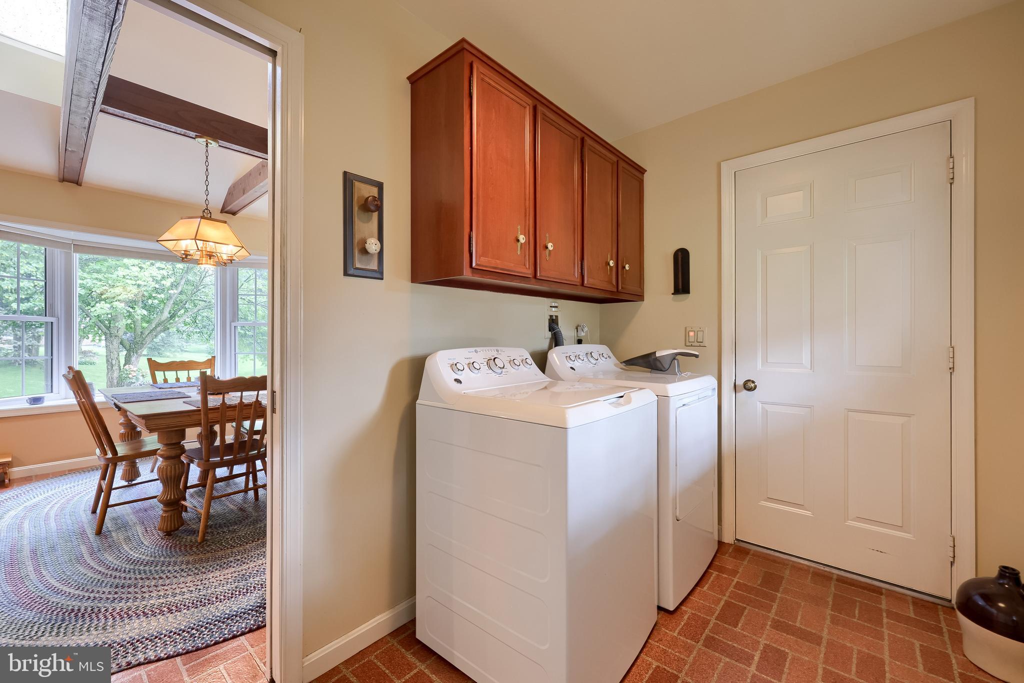 100 Olde Field Drive Lititz, PA 17543 - Photo 29 of 63 Mudroom off garage.