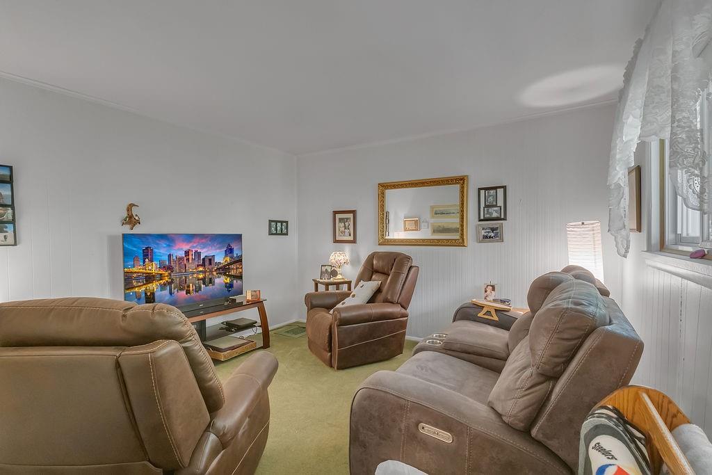 959 Independence Road Aliquippa, PA 15001 - Photo 8 of 32 Gallery Image 8