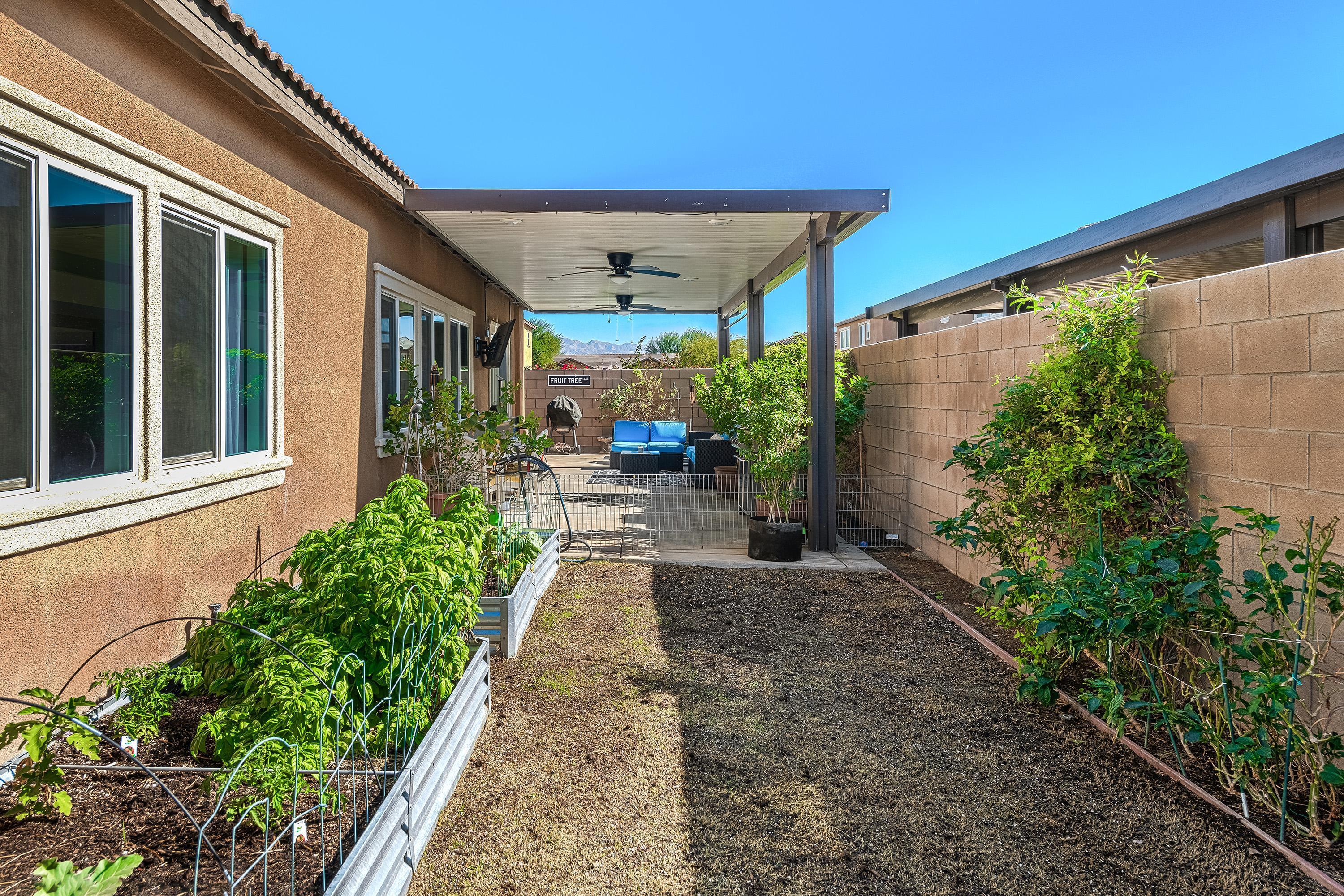83403 Saddle Ranch Road Indio, CA 92203 - Photo 19 of 40 2013