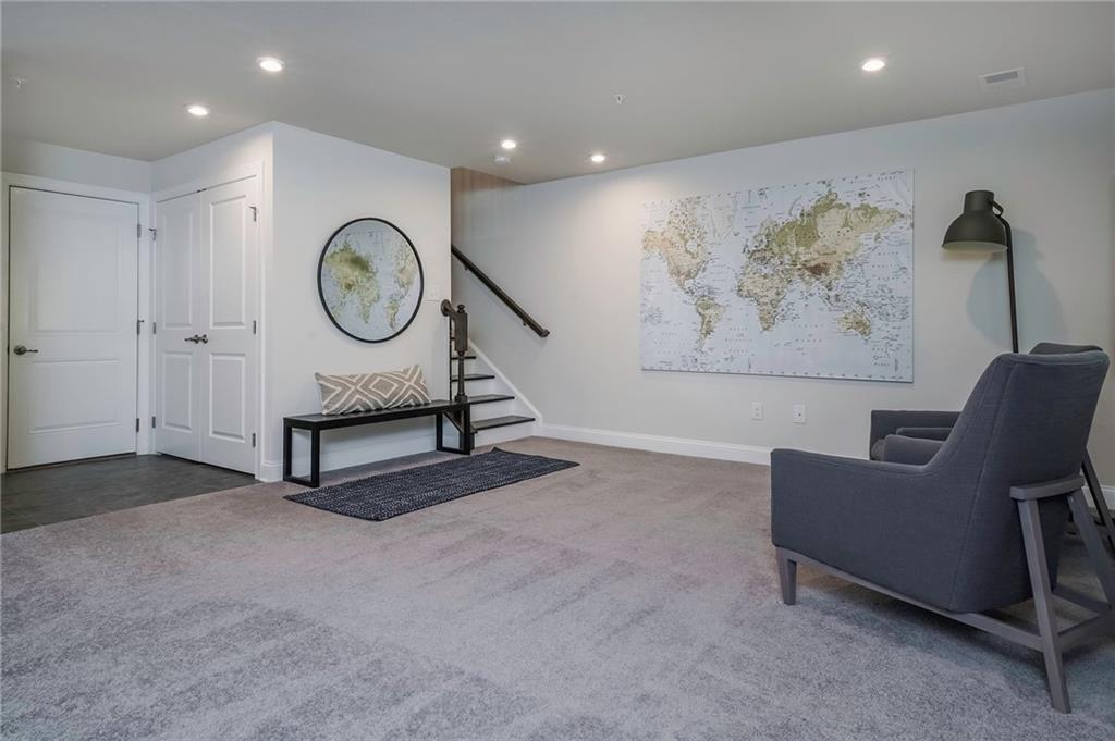 116 Cole Drive McKees Rocks, PA 15136 - Photo 22 of 25 Gallery Image 22