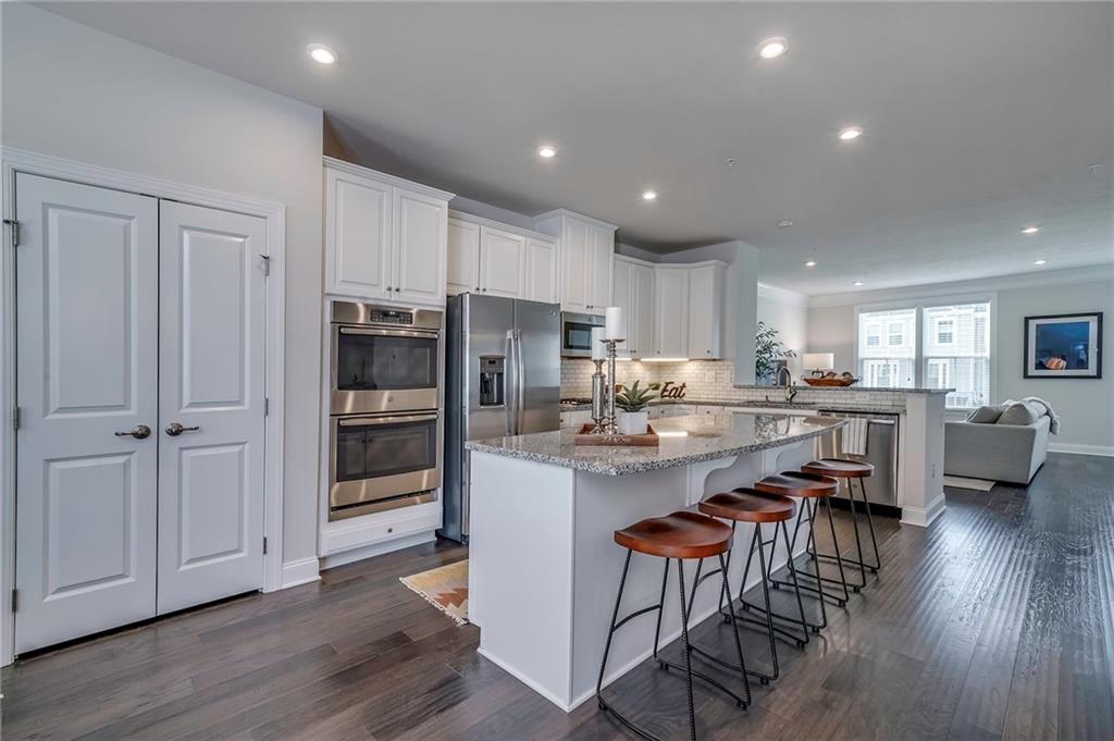 116 Cole Drive McKees Rocks, PA 15136 - Photo 8 of 25 Gallery Image 8