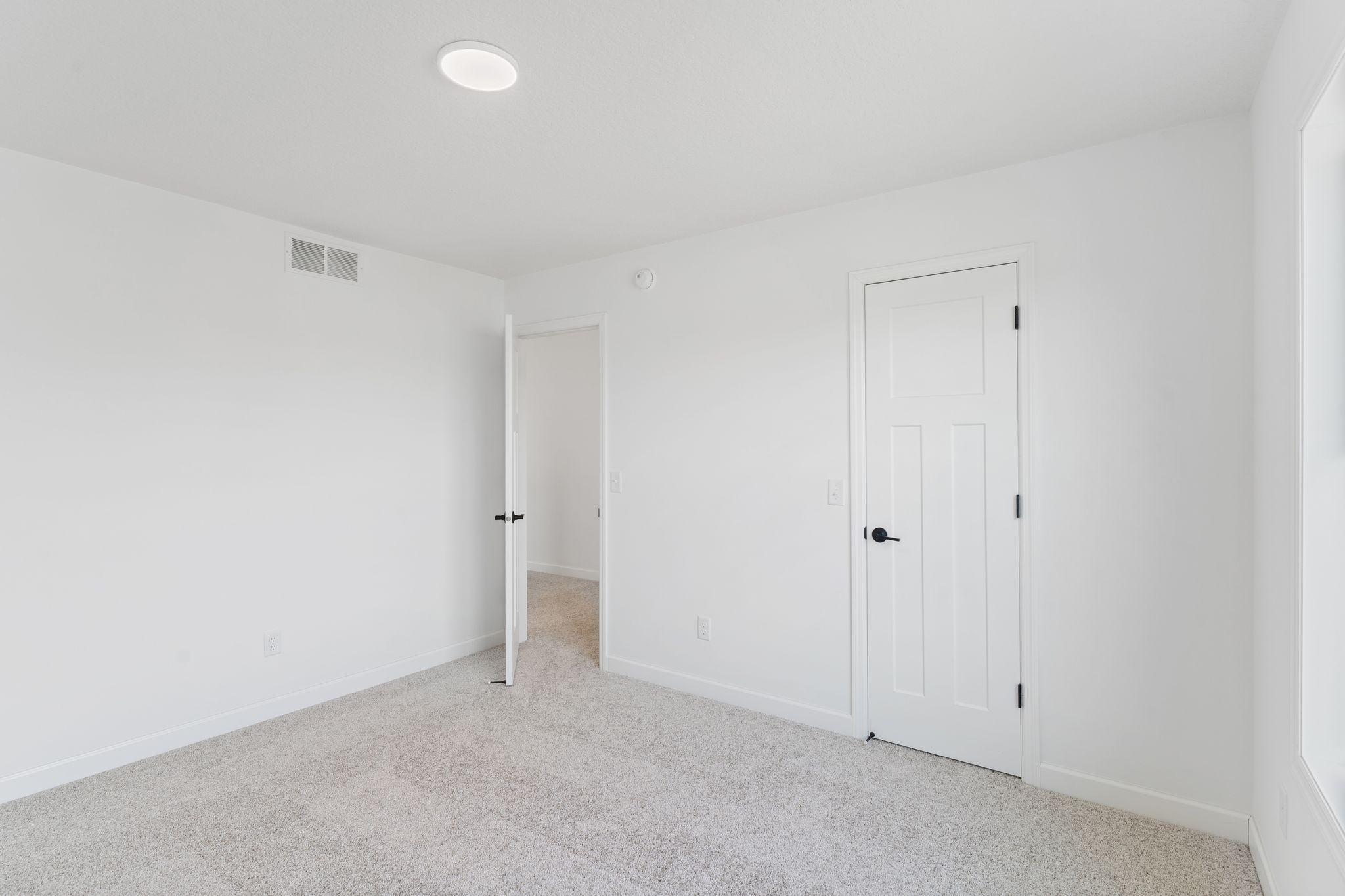 905 Milborne Lane Northwest Rochester, MN 55901 - Photo 15 of 28