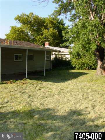 1531 Fireside Road York, PA 17404 - Photo 2 of 16