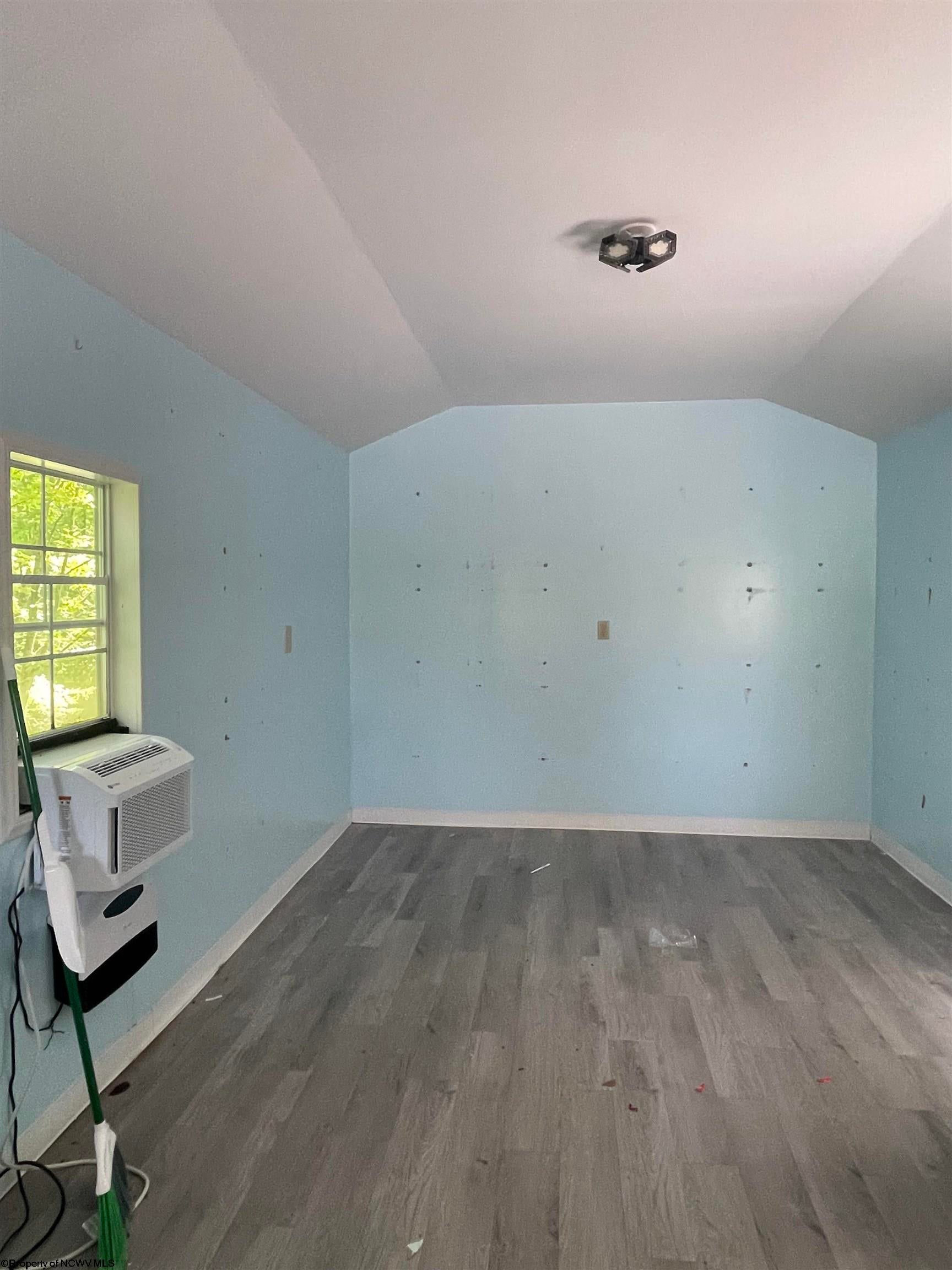 355 Seneca Old Rt 33 Road Elkins, WV 26241 - Photo 8 of 12 Gallery Image 8