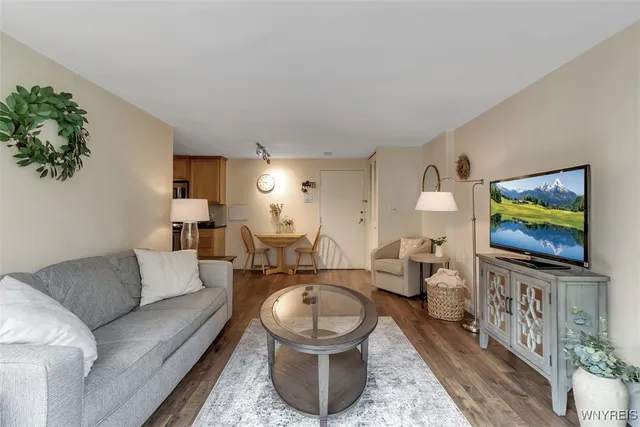 $159,900 | 849 Delaware Avenue, Unit 205, Buffalo, NY 14209