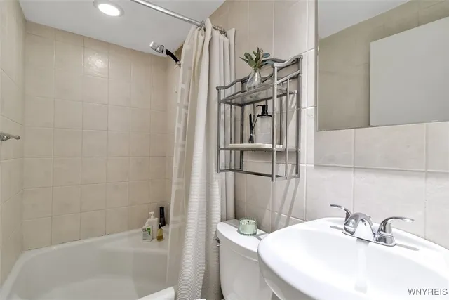 $159,900 | 849 Delaware Avenue, Unit 205, Buffalo, NY 14209