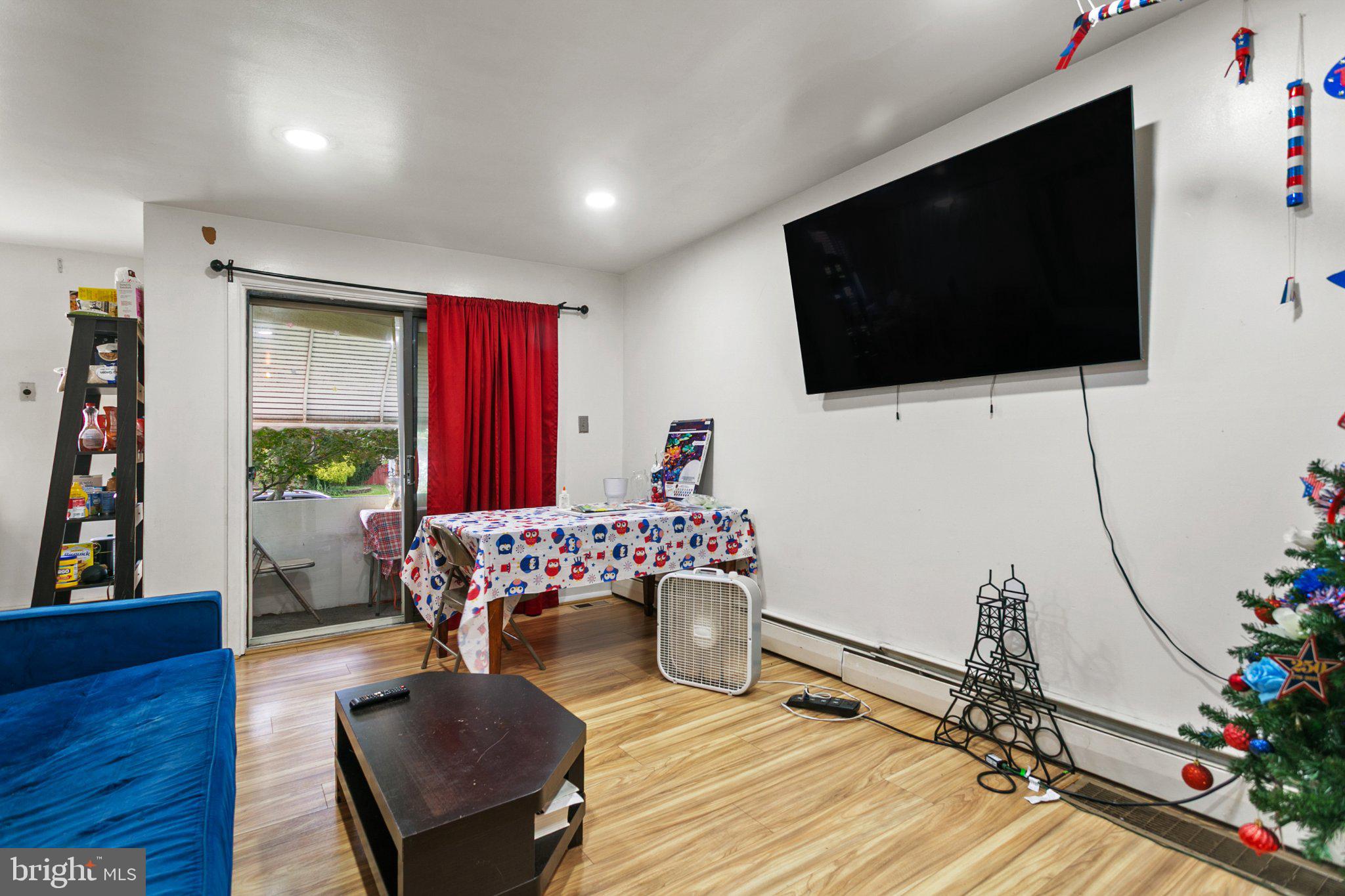 466 Rively Avenue Collingdale, PA 19023 - Photo 21 of 39 1st Floor Living Room