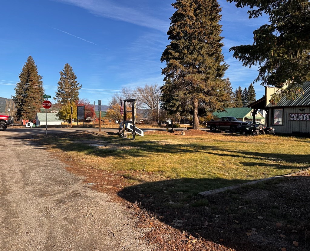 301 South Main Street Cascade, ID 83611 - Photo 6 of 12