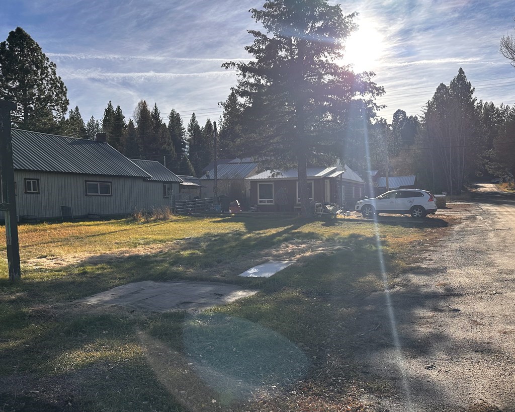 301 South Main Street Cascade, ID 83611 - Photo 9 of 12