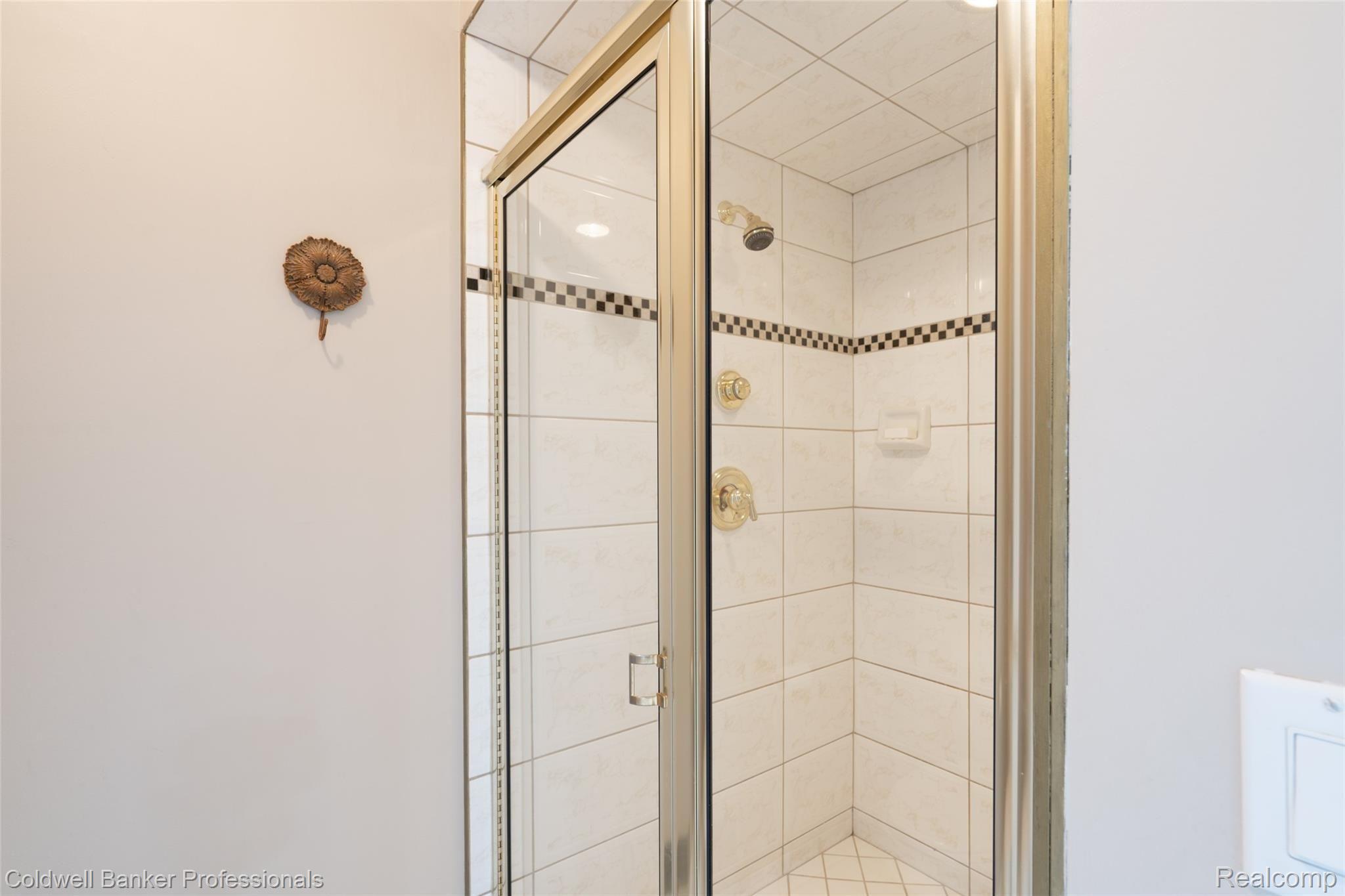 2555 Golf Crest Drive Rochester, MI 48309 - Photo 54 of 91 2555 Golf Crest Dr RHills-53.jpg