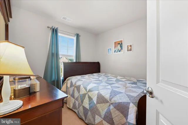 $280,000 | 23 Mississippi Point, Falling Waters, WV 25419