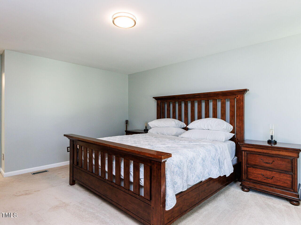 3525 Lytham Place Raleigh, NC 27604 - Photo 17 of 36 017-1280x960-primary-bedroom