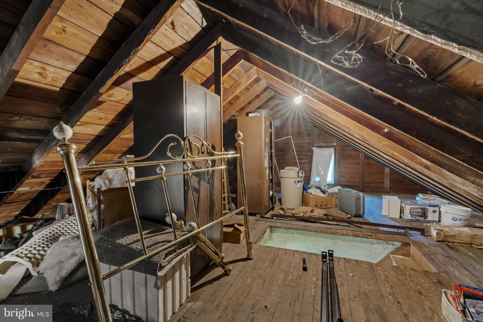 125 Indiantown Road Ephrata, PA 17522 - Photo 30 of 46 a view of an chairs and table on the balcony