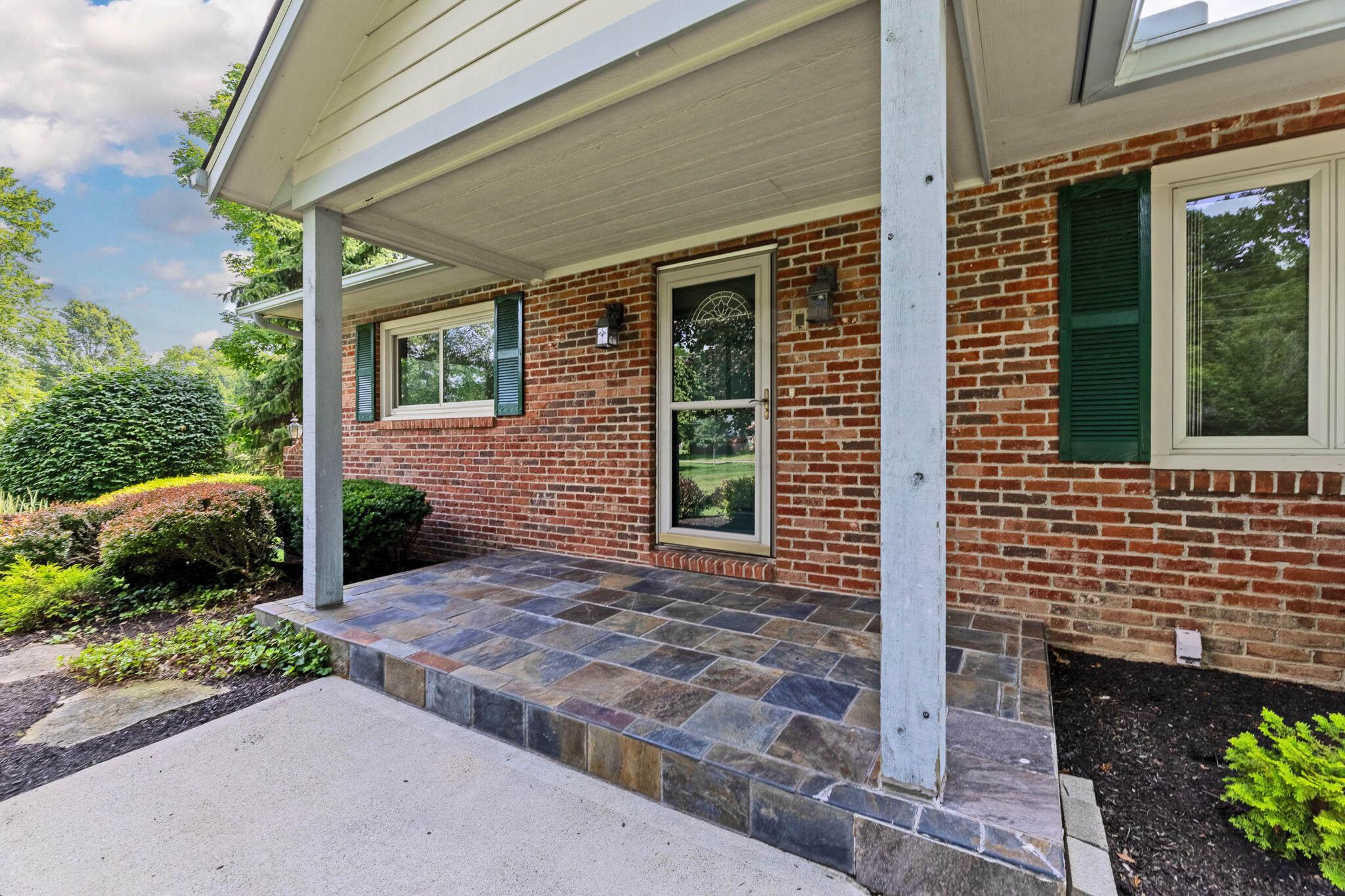 926 South Hempstead Road Westerville, OH 43081 - Photo 48 of 58 Exterior
