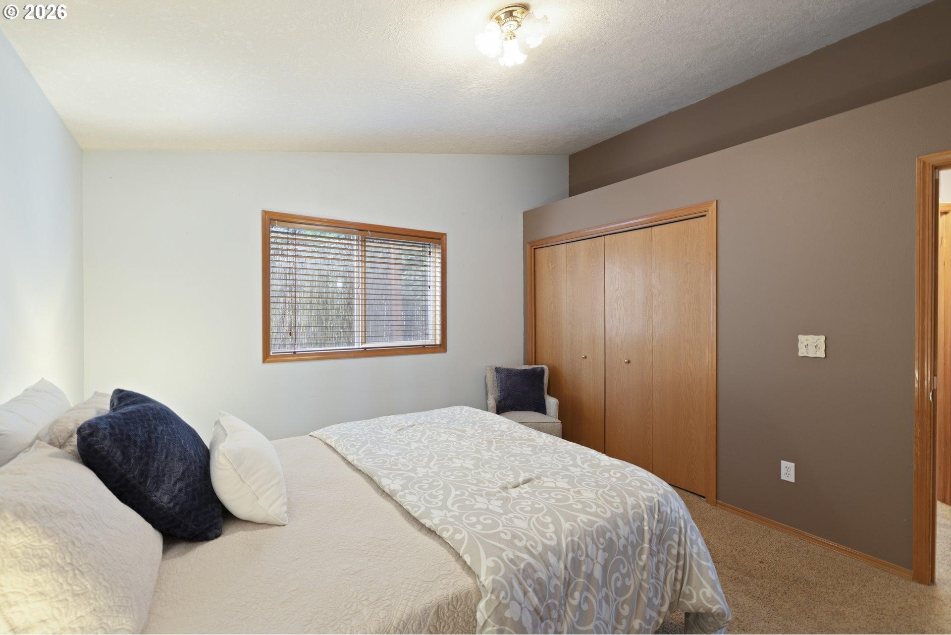 1143 Southwest James Court Dundee, OR 97115 - Photo 21 of 40 Gallery Image 21