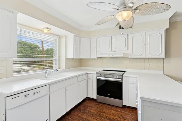 $2,000 | 6367 Diamond Head Circle, Unit D, Dallas, TX 75225