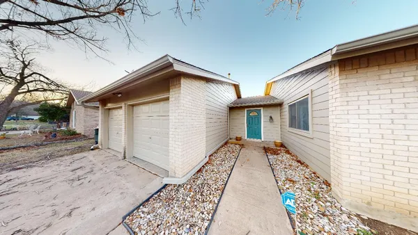 $2,275 | 10214 Missel Thrush Drive, Austin, TX 78750