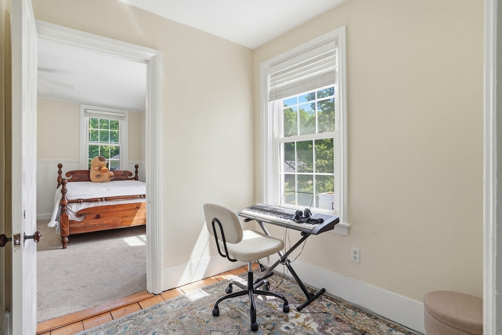 100 South Main Street Middleboro, MA 02346 - Photo 24 of 41