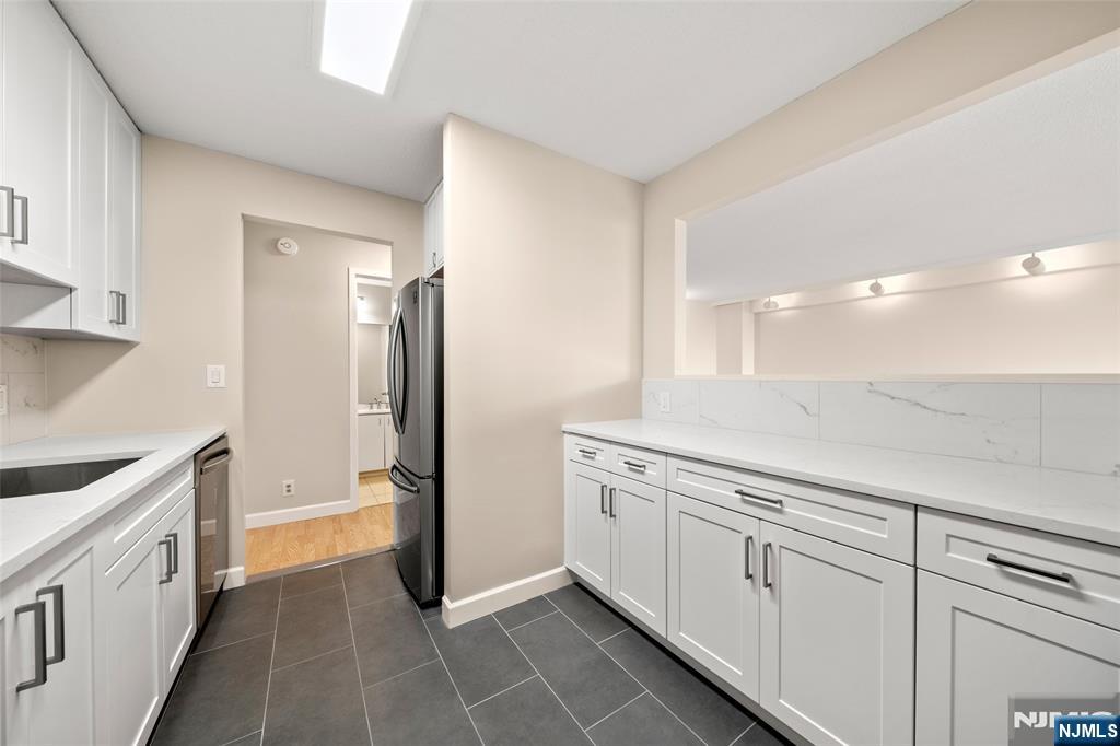 200 Old Palisade Road, Unit 4A Fort Lee, NJ 07624 - Photo 9 of 17