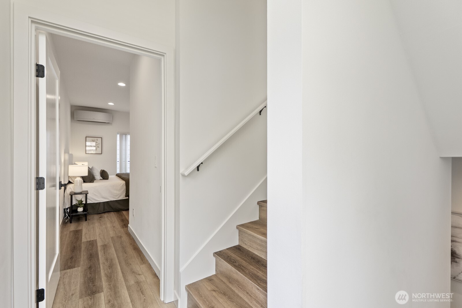 1508 18th Avenue, Unit B Seattle, WA 98122 - Photo 19 of 29