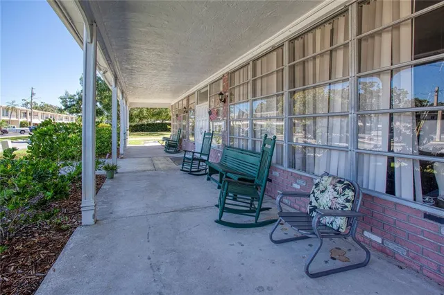 $76,900 | 4001 58th Street North, Unit 3, Kenneth City, FL 33709